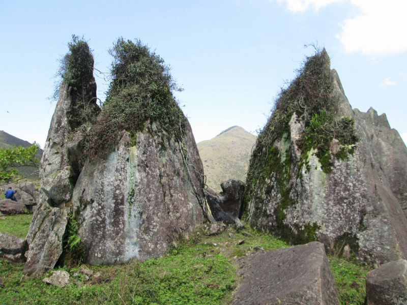 Cao Xiem Peak Binh Lieu