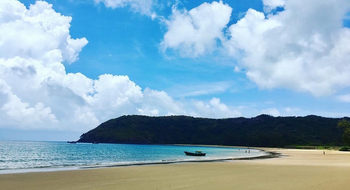 Dam Trau Beach in Con Dao island