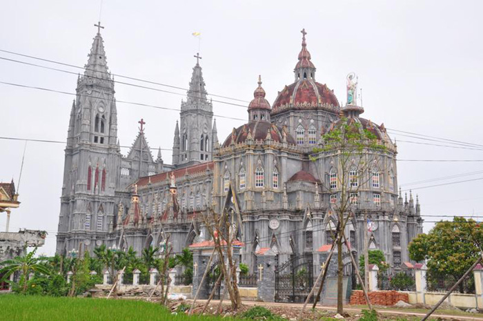 Hung Nghia Cathedral