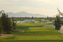 golf tourism vietnam